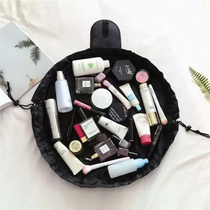 FLAT LAY BEAUTY BAG BLACK