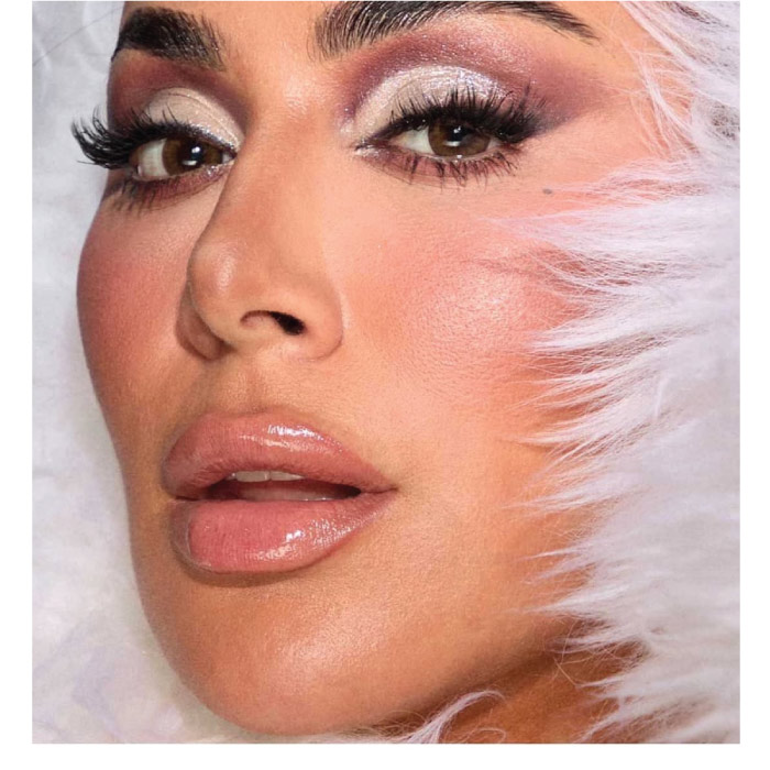 HUDA BEAUTY ICY NUDE EYESHADOW PALETTE