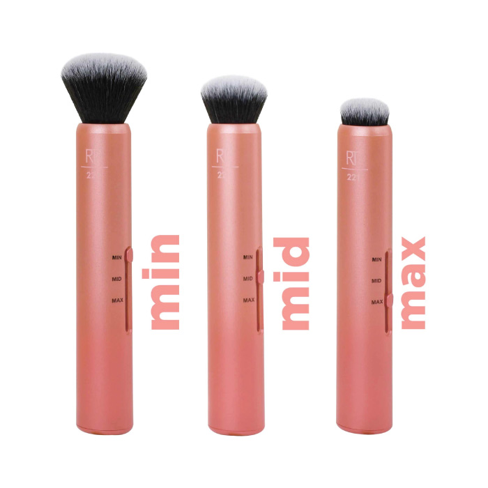 CUSTOM COMPLEXION FOUNDATION 3-IN-1 BRUSH