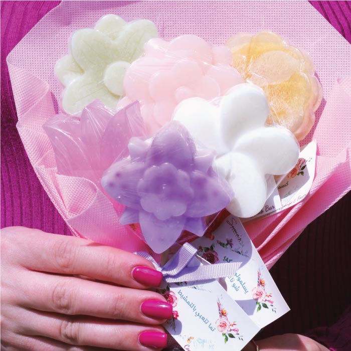 SERENA'S BODYLINE FLOWER SOAP BOUQUET