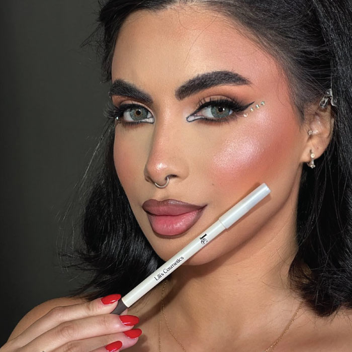 LILI'S COSMETICS LIP LINER
