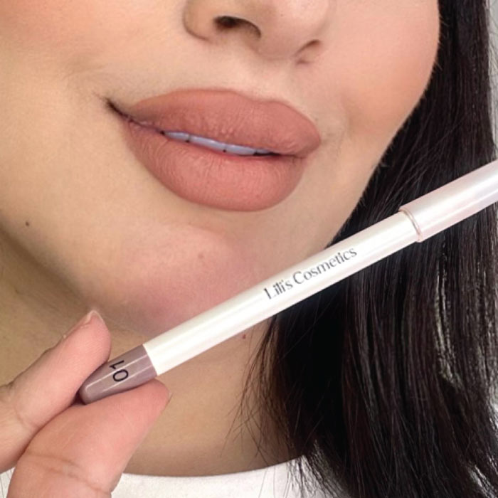 LILI'S COSMETICS LIP LINER