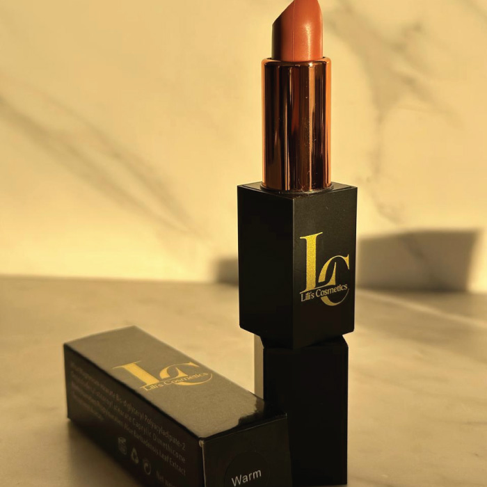 LILI'S COSMETICS BULLET LIPSTICK
