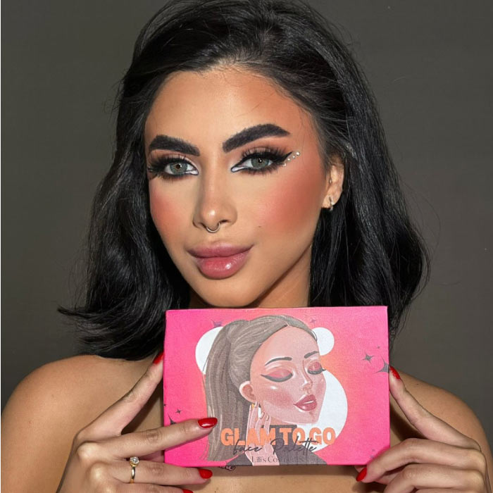 LILI'S COSMETICS GLAM TO GO PALETTTE