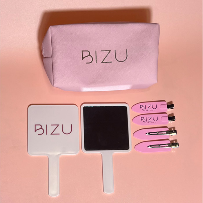 BIZU'S TRAVEL MUST HAVES