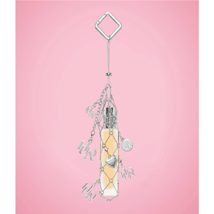 HUDA BEAUTY 10ML FRAGRANCE HOLDER AND CHARMS