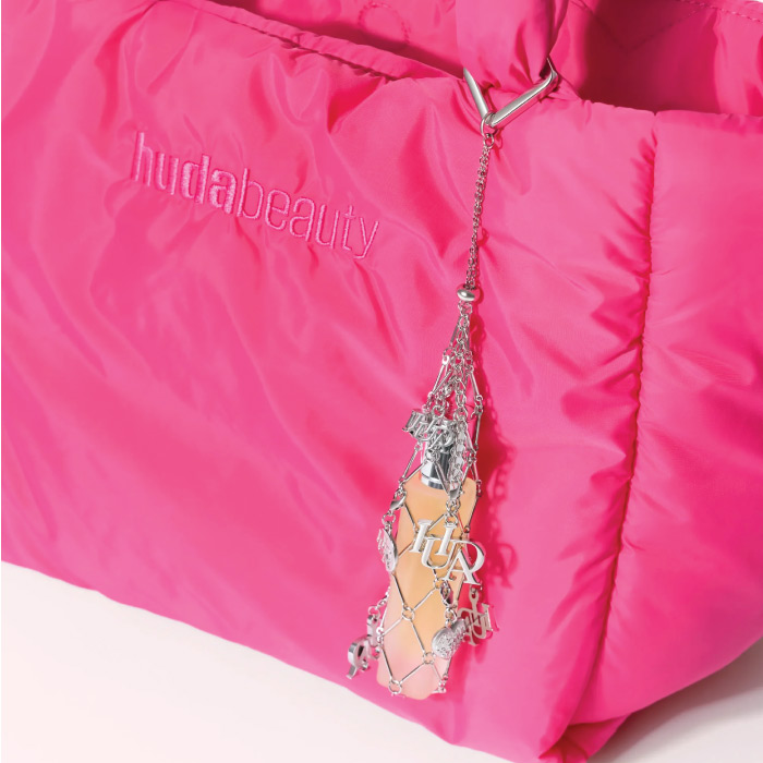HUDA BEAUTY 10ML FRAGRANCE HOLDER AND CHARMS