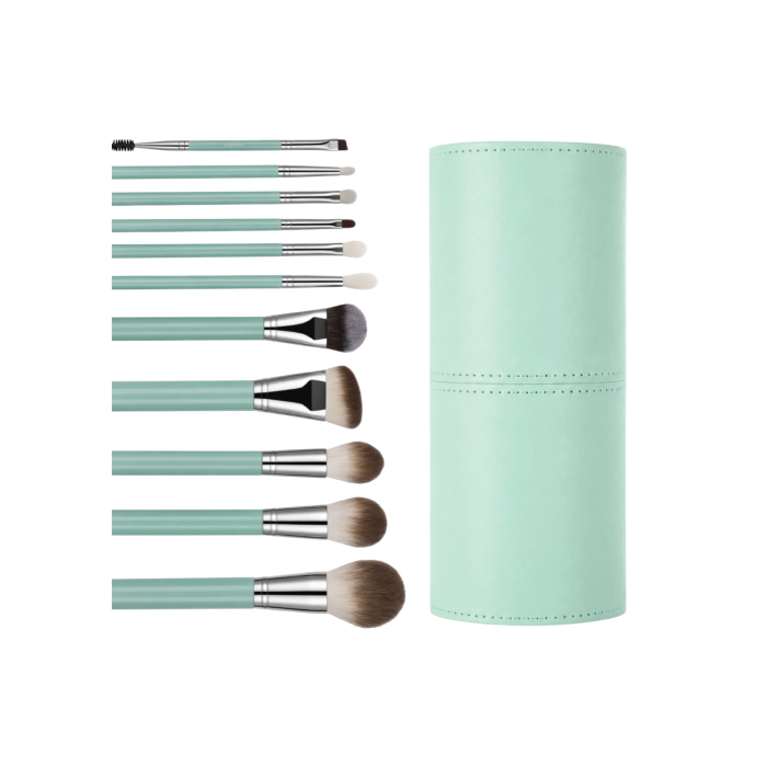 ROYAL COSMETICS MINT 11 PIECE BRUSH SET WITH HOLDER