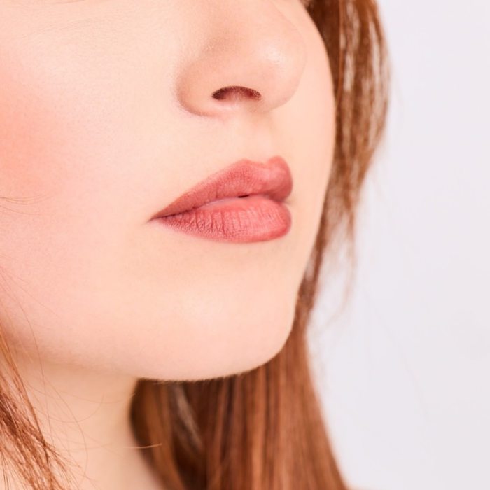 BIZU LOCKED IN LIP STAIN